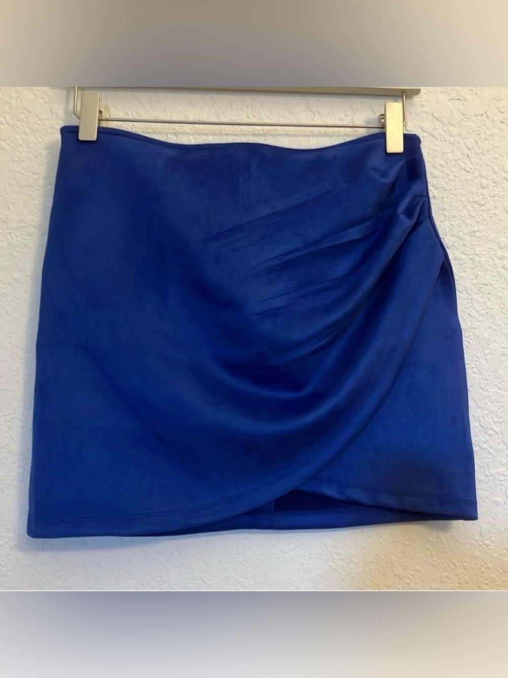HUNTER & BROWN Royal blue faux suede Draped Mini Skirt. Sz S. NWT